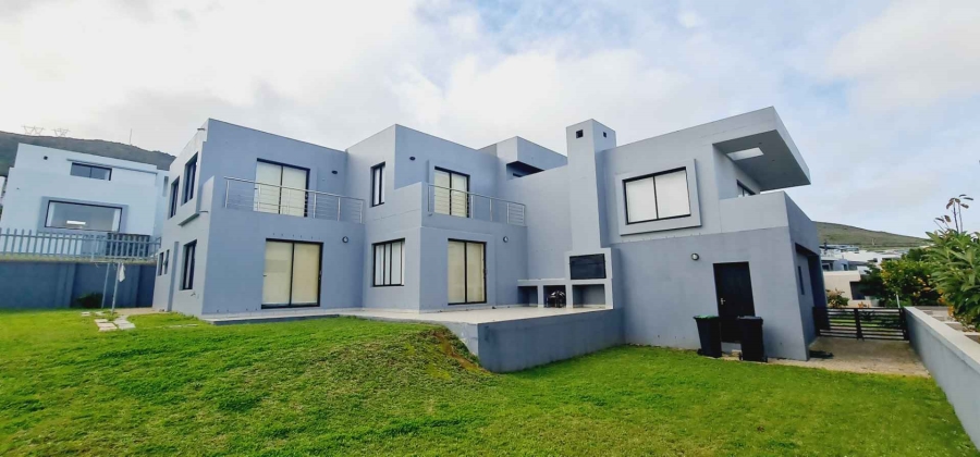 5 Bedroom Property for Sale in Baronetcy Estate Western Cape